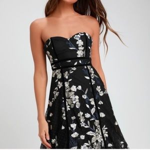Lulu's embroidered strapless midi dress